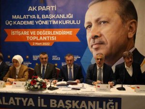 Kandemir, AK Parti Malatya teşkilatıyla bir araya geldi