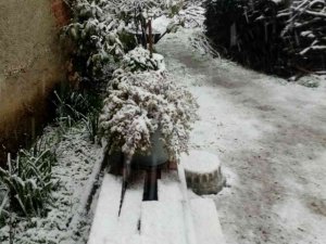 Kar yağışı Yatağan’ın yüksek kesimlerini beyaza bürüdü