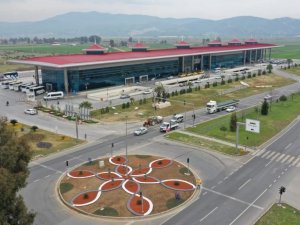 Aydın Büyükşehir Belediyesi yeşil alanları bahara hazırlıyor