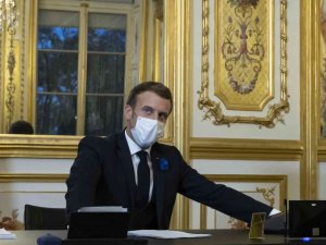 Fransa Cumhurbaşkanı Macron, Putin ve Zelenskiy ile görüştü