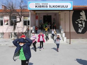 Yatağan Kıbrıs İlkokulu’nda tahliye tatbikatı yapıldı