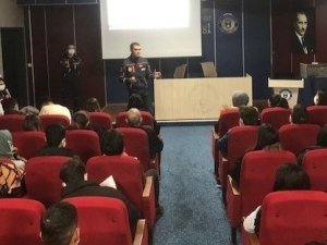 ADÜ Ziraat Fakültesi öğrencilerine AFAD eğitimi verildi