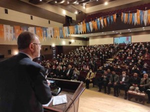 AK Parti’de Teşkilat Akademisi Mahalle Eğitim Programı