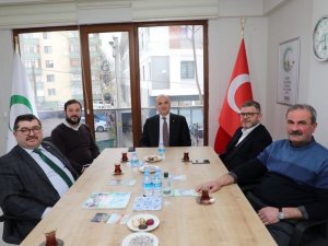 Başkan Özlü’den Yeşilay’a ziyaret