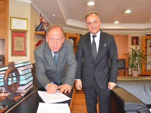 Başkan Oprukçu’dan belediye çalışanlarına müjde