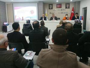 Başkan Kepez AK Parti İl Yönetim Kurulu toplantısında sunum yaptı
