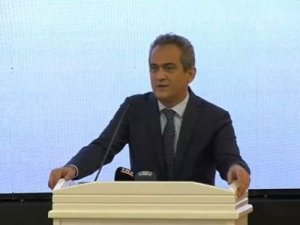 Milli Eğitim Bakanı Özer: “855 bin derslikte yüz yüze eğitime ara vermeden devam ediyoruz”