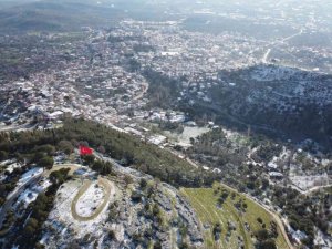 Aydın’da yüksek kesimler beyaza büründü