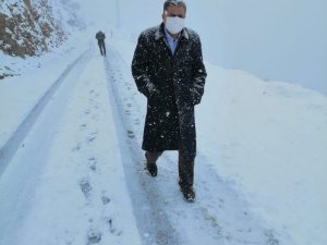 Milletvekili Fırat, Tut ilçesinde kar kış dinlemedi