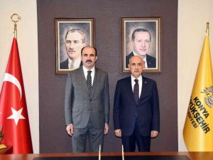 Bakan Kirişci, Konya Büyükşehir Belediye Başkanı Altay’ı ziyaret etti