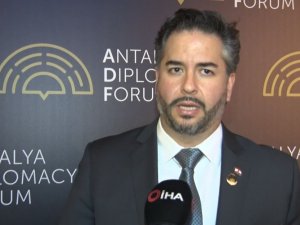 Lübnan Ekonomi ve Ticaret Bakanı Salam’dan Türkiye’ye övgü