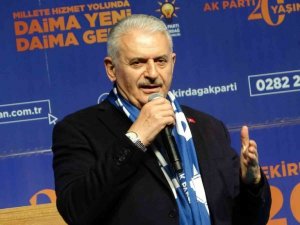 Binali Yıldırım: “Yolları böleriz, Türkiye’yi böldürtmeyiz”