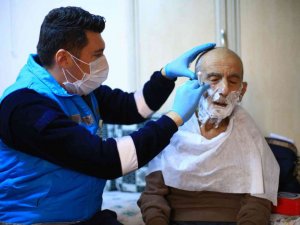 Hastalara evlerinde bakım hizmeti