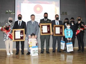 Aydın’da 3 gaziye Devlet Övünç Madalya Beratı takdim edildi