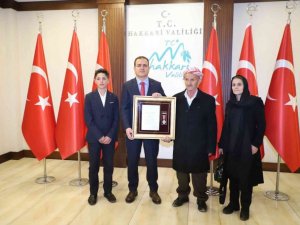 Hakkari’de ‘Devlet Övünç Madalyası ve Beratı’ takdim töreni