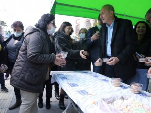 Didim Belediyesi, Kandil simidi dağıttı