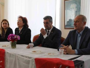 Başkan Atabay, CHP’li kadınların eğitimine katıldı
