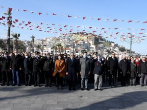 Kuşadası’nda Çanakkale  Deniz Zaferi’nin 107. yıl dönümü kutlandı