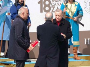 129 yıllık Osmanlı sancağı devir teslim töreni yapıldı