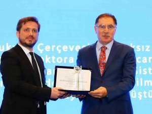 MSKÜ Öğretim elemanına Ticaret Bakanlığından ödül