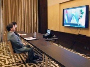 Japonya Dışişleri Bakanı Hayashi’den BAE’ye çağrı