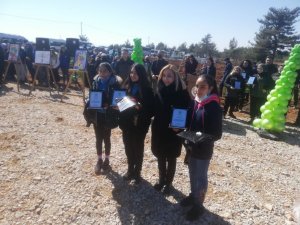 Köyceğizli Yeliz, ödülünü Milletvekili Yelda Erol Gökcan’dan aldı