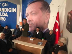 AK Parti Tut İlçe Başkanlığında istişare toplantısı