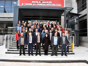 Yangından zarar gören mahalle muhtarıyla toplantı