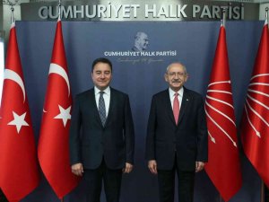 Kemal Kılıçdaroğlu, DEVA Partisi Genel Başkanı Babacan’ı kabul etti