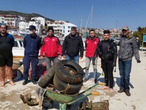 Datça’da deniz dibi temizliği yapıldı