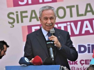 Arınç: “Evliya çelebi bu günleri görse kahrından ölürdü”