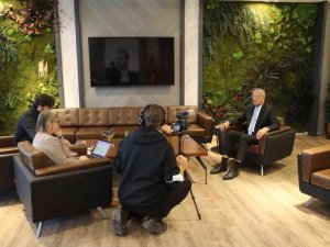 Başkan Tarhan, İsveçli gazeteci Hammergen ile bir araya geldi