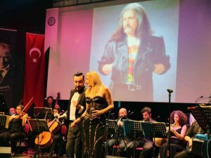 Barış Manço’nun 2023 adlı eseri ilk defa seslendirildi