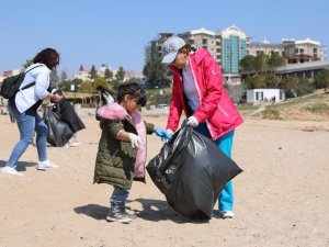 Didim’de minikler yetişkinlere örnek odlu