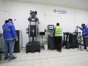 Aydın Büyükşehir Belediyesi’nin yapı malzemeleri laboratuvarı TÜRKAK’tan akreditasyon belgesi aldı