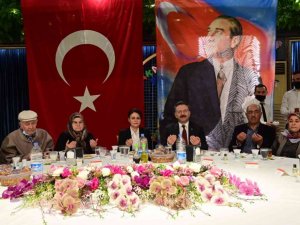 Vali Aksoy, iftarda şehit ailelerini ağırladı