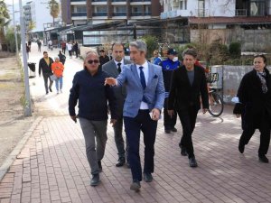Başkan Oktay, 13 kilometrelik sahili yürüyerek denetledi