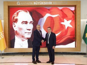 Başkan Böcek, TESK Başkanı Palandöken ile bir araya geldi