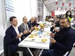 Bandırma’da her gün 2 bin kişiye  iftar yemeği veriliyor