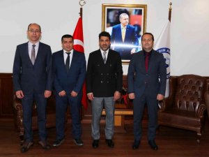 ADÜ Rektörü Aldemir, Tıp Fakültesi yönetimini makamında kabul etti