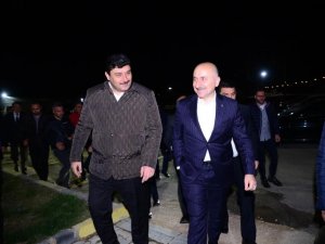 Bakan Karaismailoğlu işçilerle sahurda buluştu