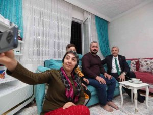 İftar sonrasında evlere misafir oluyor