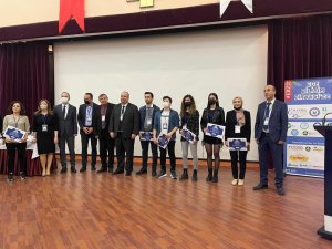 Yapay Zeka Topluluğu ’5. Ege Bilişim Zirvesi’ne katıldı