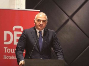 Bakan Ersoy: "Krize karşı bağışıklı olmayı öğrenmeliyiz"