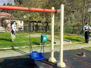 Söke Belediyesi’nden yaz öncesi park ve yeşil alanlarda bakım