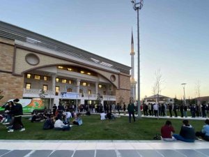 Denizli OSB geleneksel iftar programlarına devam ediyor