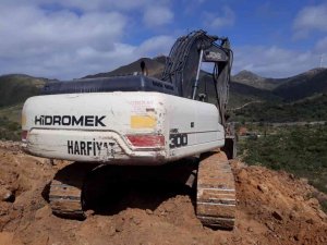 Hazine arazisindeki kaçak çalışmaya zabıta müdahale etti