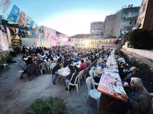 AK Parti Turgutlu’dan 2 bin kişilik teşkilat iftarı