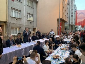 Milletvekilinden anlamlı iftar