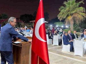 Milli Eğitim Bakanı Özer, Katar’da öğretmenler ve Türk vatandaşları ile iftar yaptı